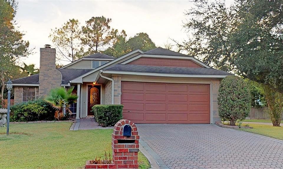 1st image of 3302 S Briar Knoll Dr