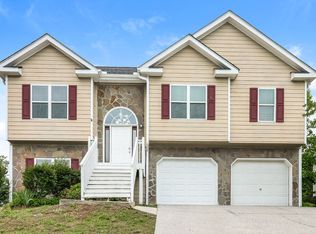 55 Richmond Dr, Hiram, GA 30141