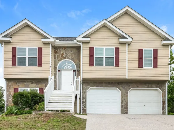 55 Richmond Dr, Hiram, GA 30141