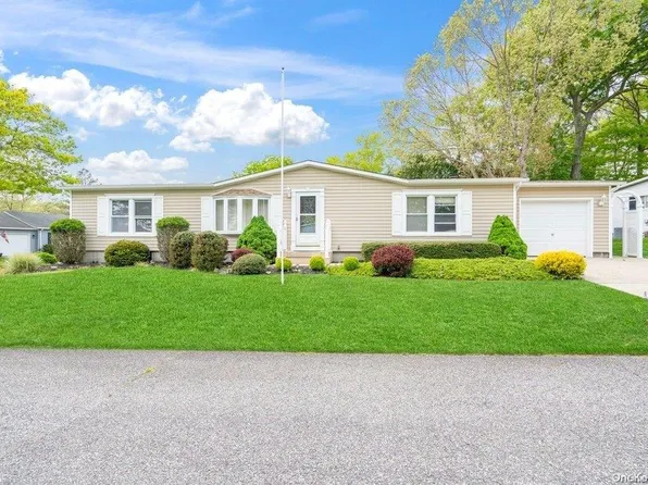 1407-126 Middle Road, Calverton, NY 11933