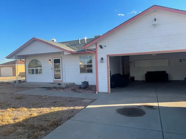 990 W Caliente Dr, Pueblo West, CO 81007