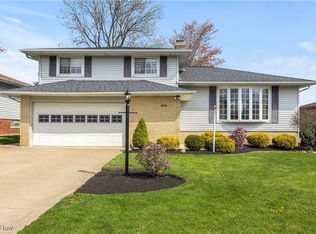 2908 Bowmen Ln, Parma, OH