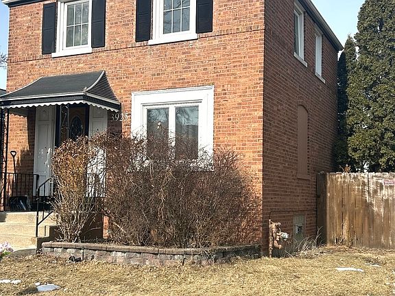3rd image of 3925 Adams St