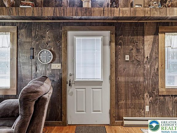 5th image of 2536 Sprucewood Rd