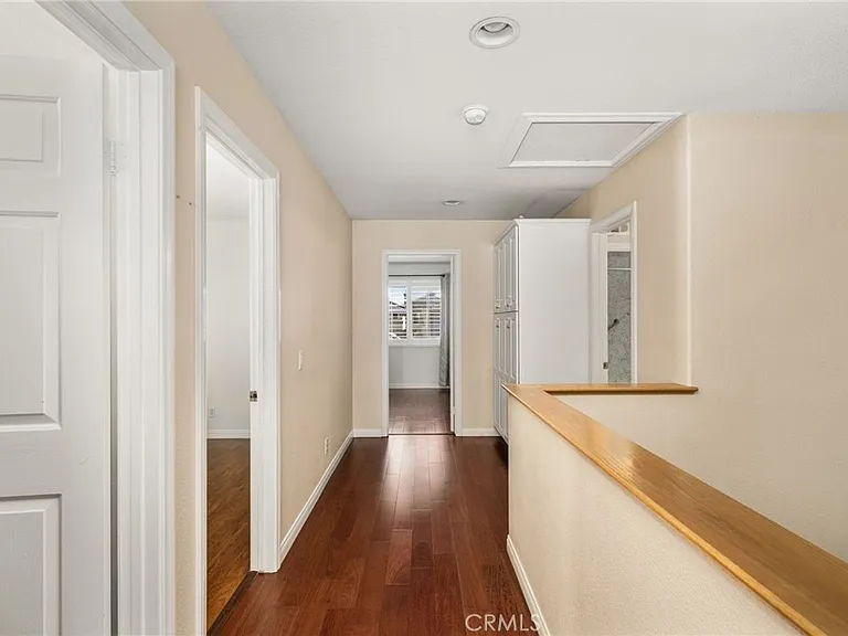 4867 Tremezzo Dr — Photo 35