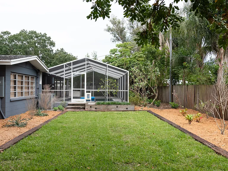 2496 Wisteria St — Photo 24