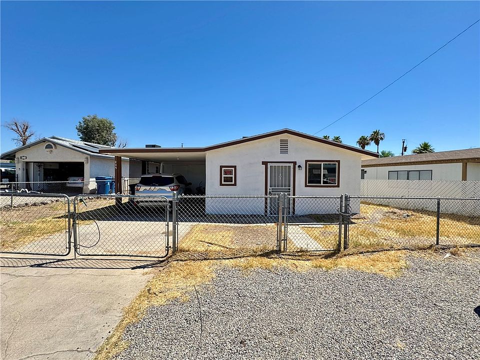 1st image of 225 Tanglewood Lane