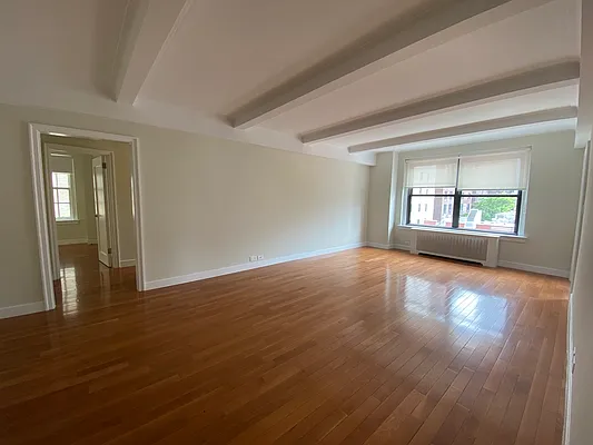 Rented by Stonehenge NYC LLC | media 65