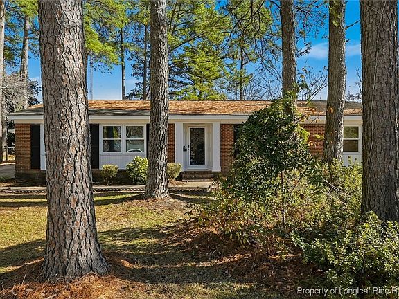 2nd image of 902 Orchard Dr