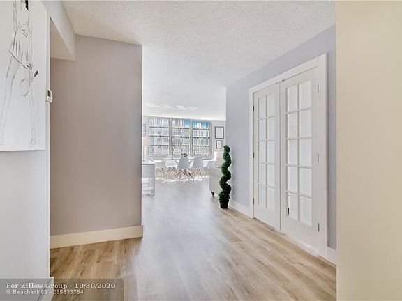 4th image of 2780 NE 183rd St APT 1102