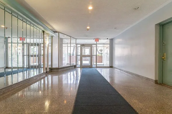 Sold by Mont Sky Real Estate | media 14