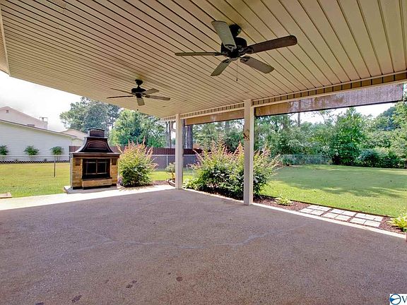 4th image of 2110 Mythewood Dr SW