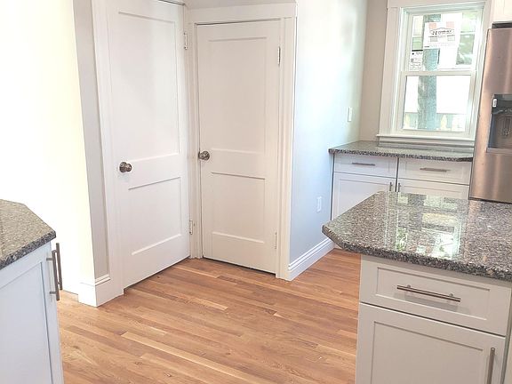 5th image of 42 Bedford St #3