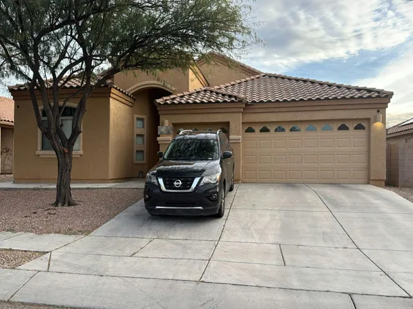 7105 W Festival Way, Tucson, AZ 85757