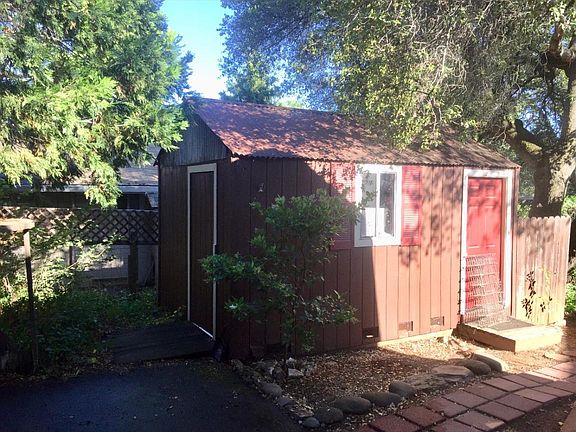 3rd image of 157 E Electric St #1