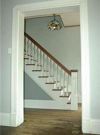 4th image of 3143 Pestalozzi St