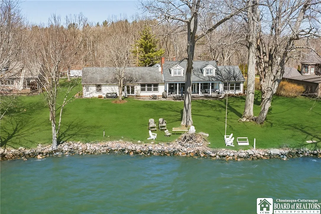 3756 Heinman Rd photo 1