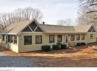 4720 A Shattalon Dr, Winston Salem, NC 27106