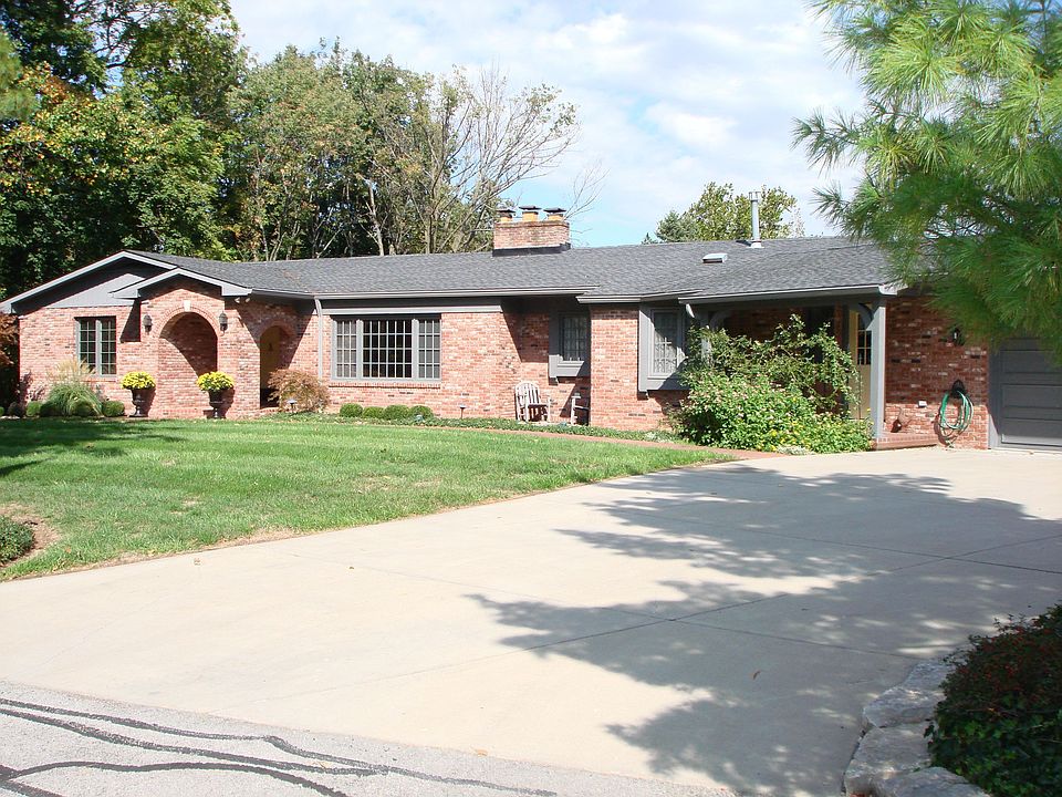 1st image of 7799 Holliday Dr E
