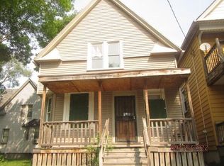 2454 W Clarke St, Milwaukee, WI 53206