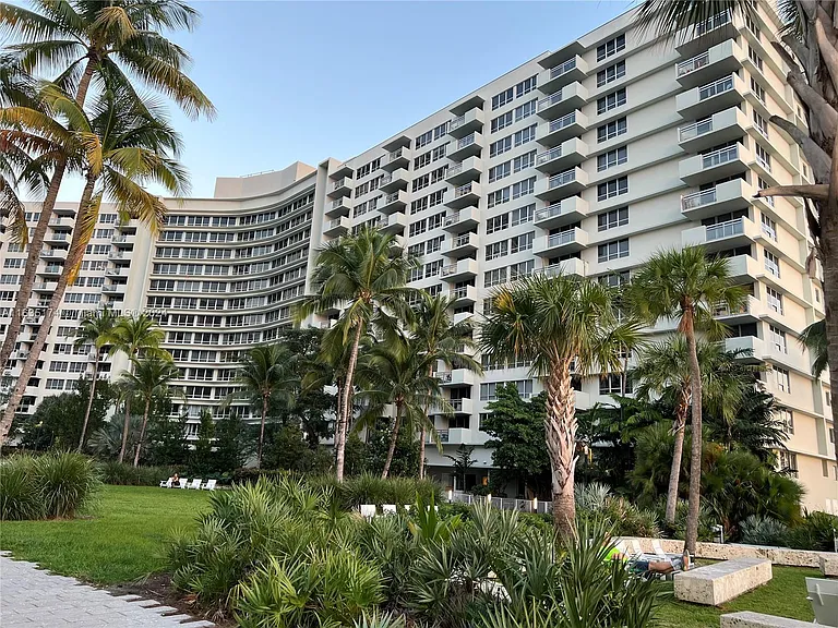 1500 Bay Rd #522S — Photo 52