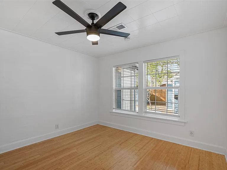 320 Coronado St #A — Photo 21