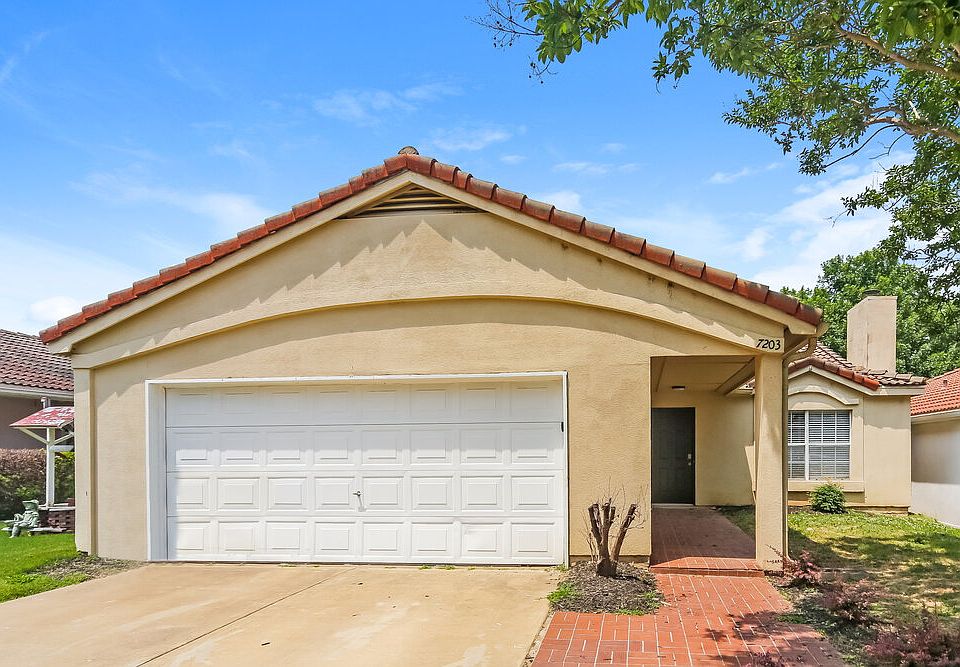 1st image of 7203 Atterbury Cir E