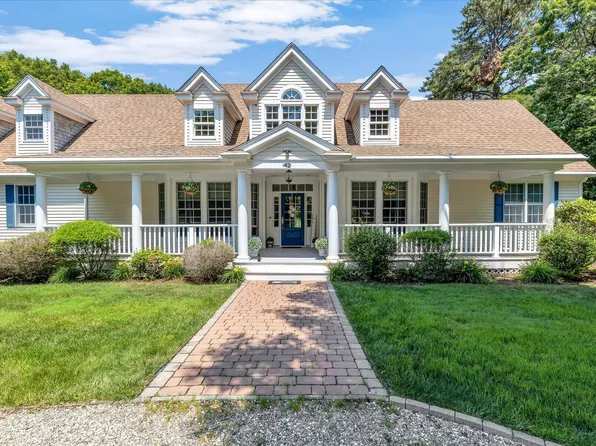 42 Iris Lane, Yarmouth Port, MA 02675