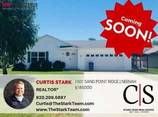 1101 Sand Point Rdg, Neenah, WI 54956
