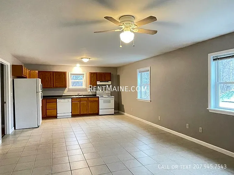 1835 Hammond St #2 — Photo 2