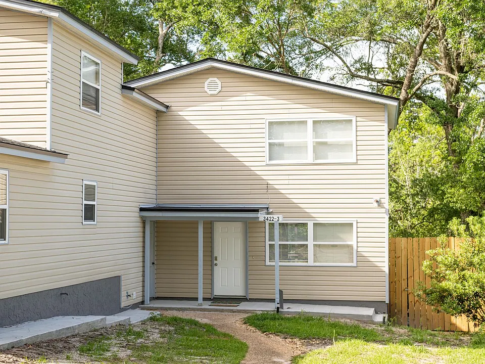 3422 Orlando Dr