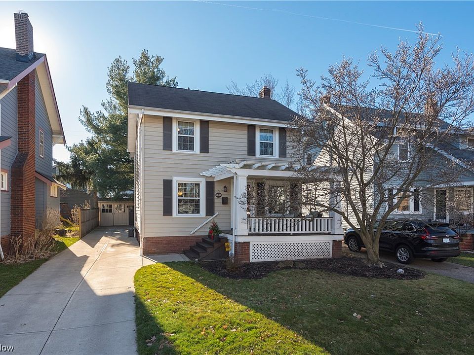1st image of 17615 Archdale Ave