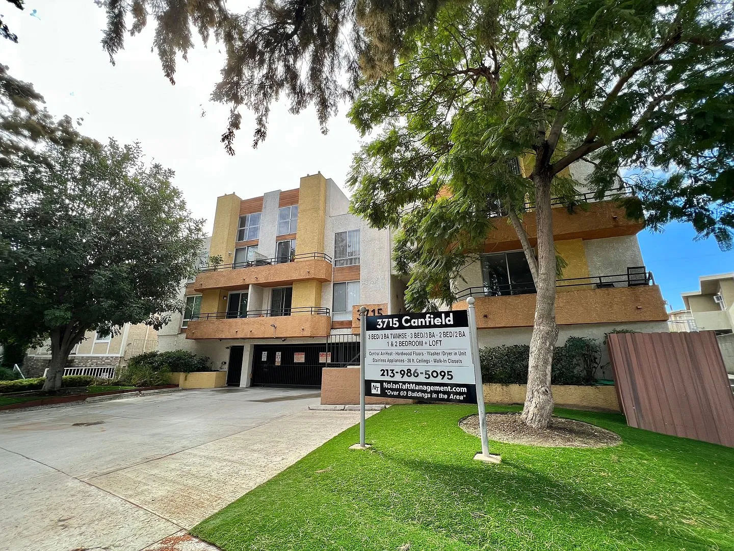 can371 — Photo 1