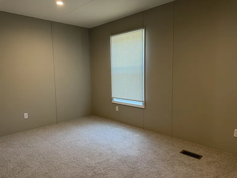 400 Wonderland Dr — Photo 6