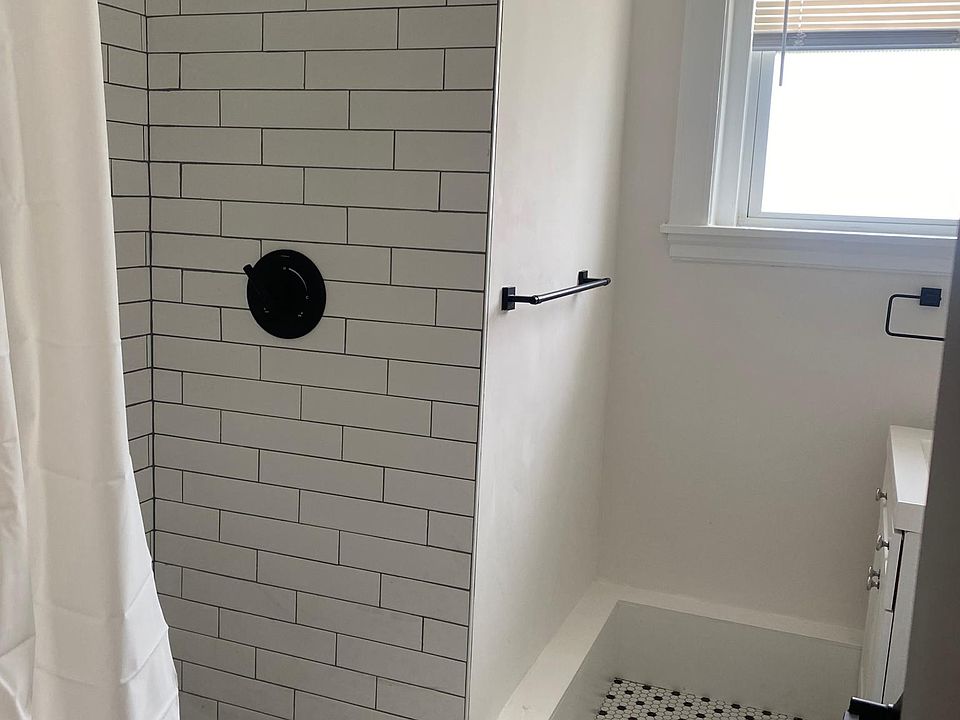 2nd image of 840 Massachusetts Ave #19A