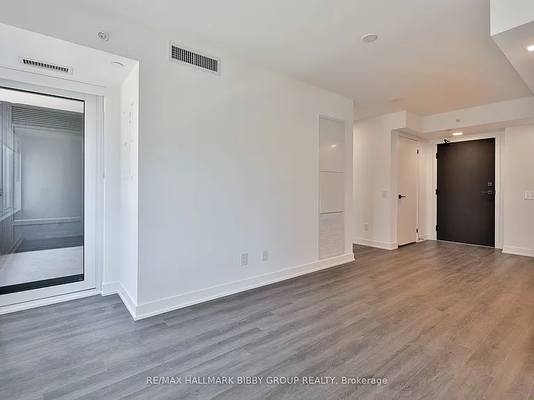 609 Sherbourne St #803 — Photo 7