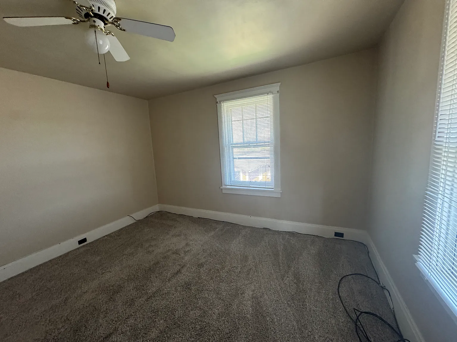 2 bed, 800 sqft, $900 — Photo 3