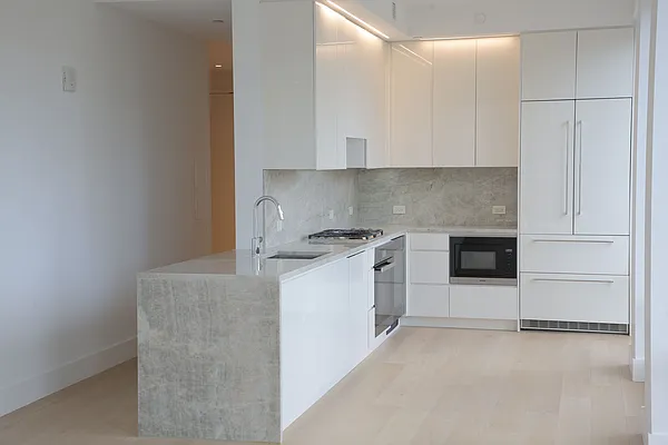 Rented by EXP Realty NYC | media 28