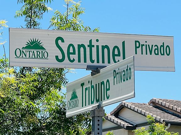 2nd image of 2061 E Sentinel Privado