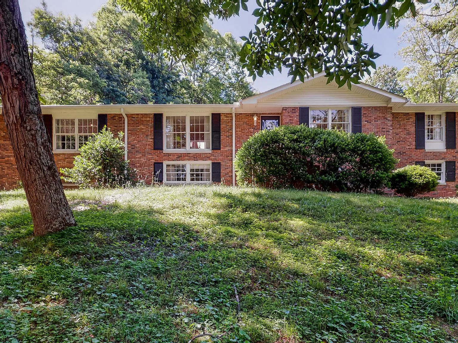 208A Forrest Valley Cir — Photo 2