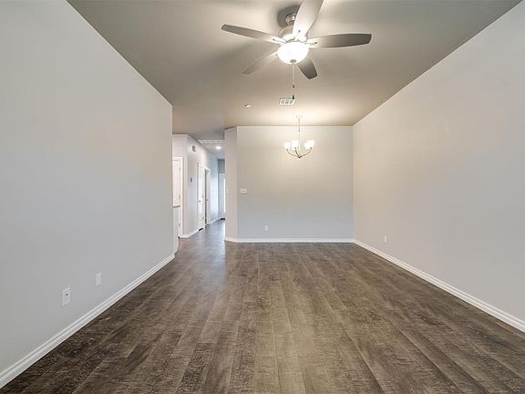 3rd image of 1005 SW 91st St