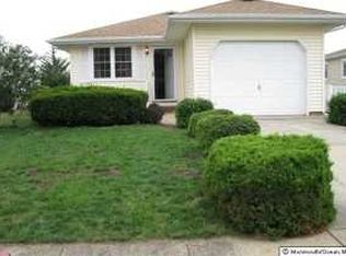 22 Boca Raton St, Toms River, NJ 08757