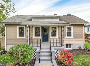 4253 Clay St NE, Washington, DC 20019