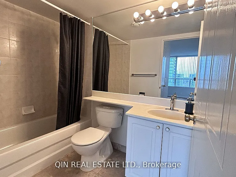 238 Doris Ave #2002 — Photo 8