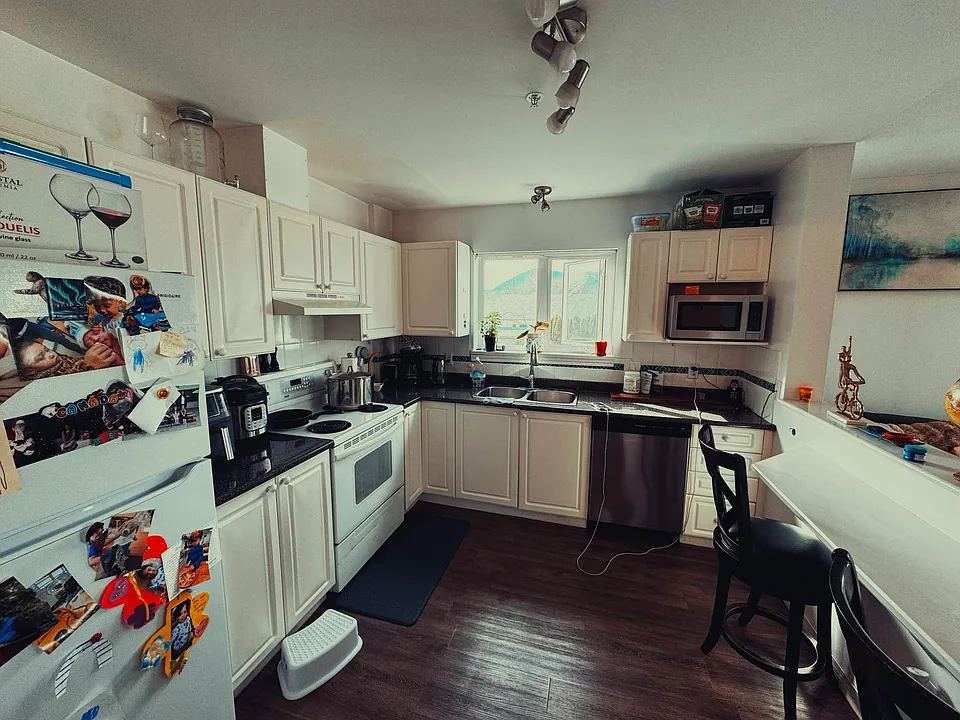 45745 Princess Ave #201