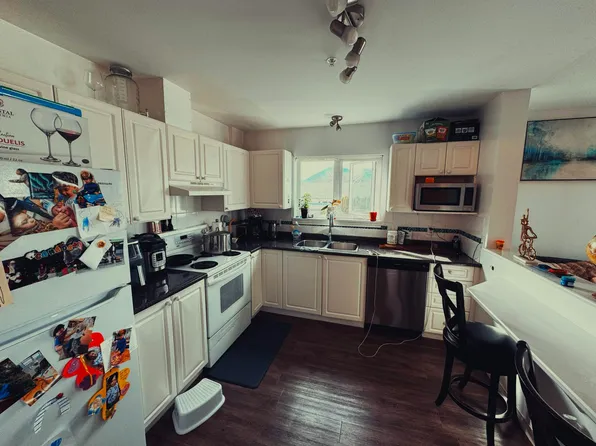 45745 Princess Ave #205, Chilliwack, BC V2P 2B5