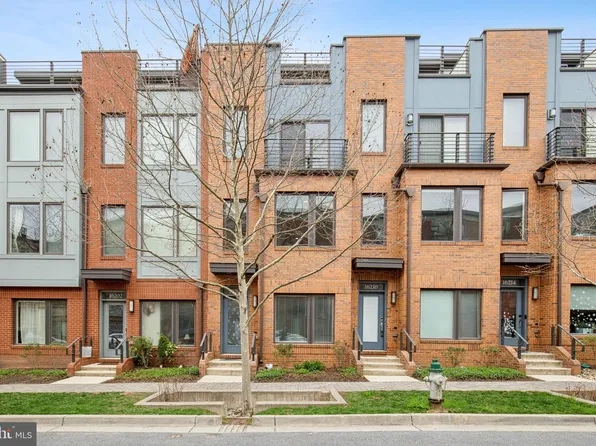 16206 Decker Pl, Rockville, MD 20855