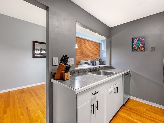 3rd image of 80 Beaumont St APT 101