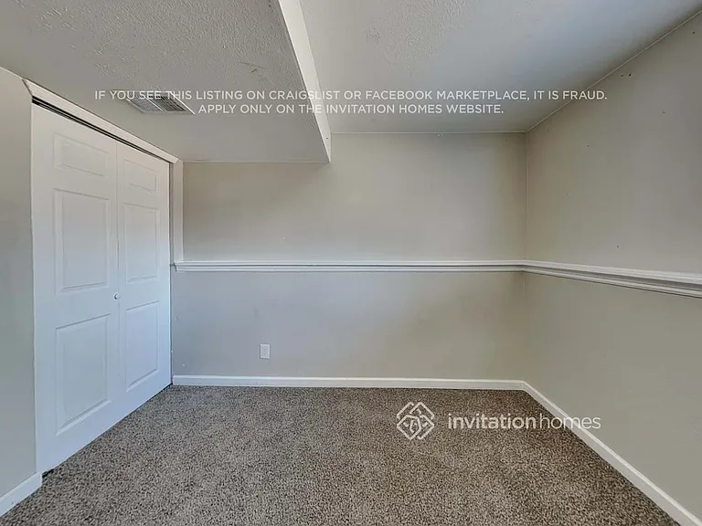 11762 Albion St — Photo 12
