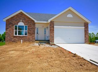 9213 Rivindale Ct, Fairview Heights, IL 62208